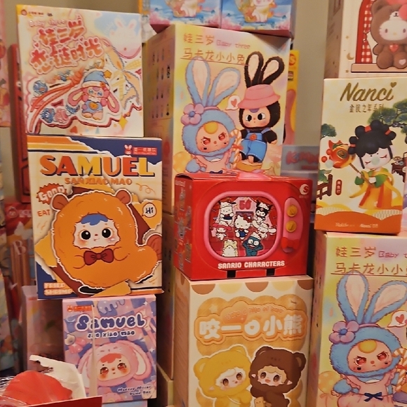 PICK 1 BLIND BOX - Picture 8 of 10